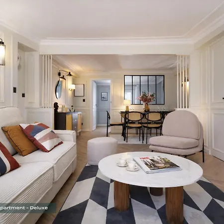 Poeticstay - Louvre Lägenhet *