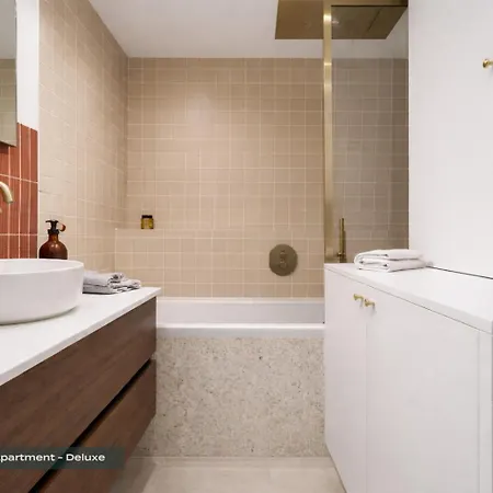Poeticstay - Louvre Paris