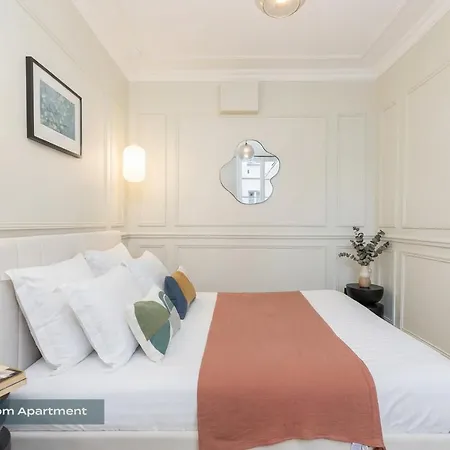 Poeticstay - Louvre * Paris
