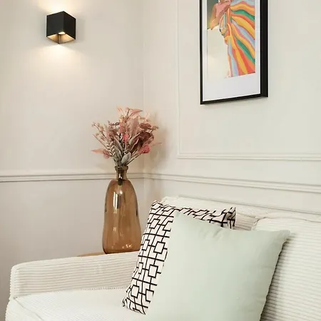 Poeticstay - Louvre Lägenhet