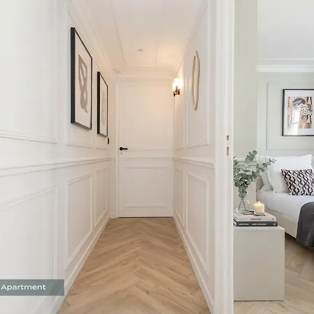 Poeticstay - Louvre Lägenhet *