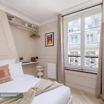 Poeticstay - Louvre Paris