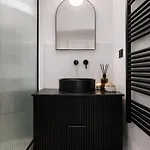 Poeticstay - Louvre *