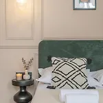Poeticstay - Louvre Apartment Paris