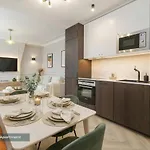 Apartment Poeticstay - Louvre Paris