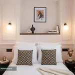 Poeticstay - Louvre *
