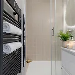 Poeticstay - Louvre *