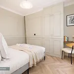 Poeticstay - Louvre *