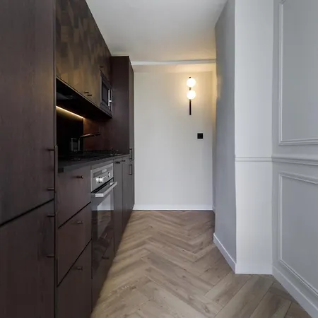 Poetic - Louvre Apartment Paris