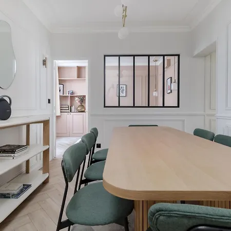 Poetic - Louvre Appartement *