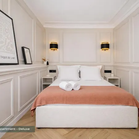 Poeticstay - Louvre