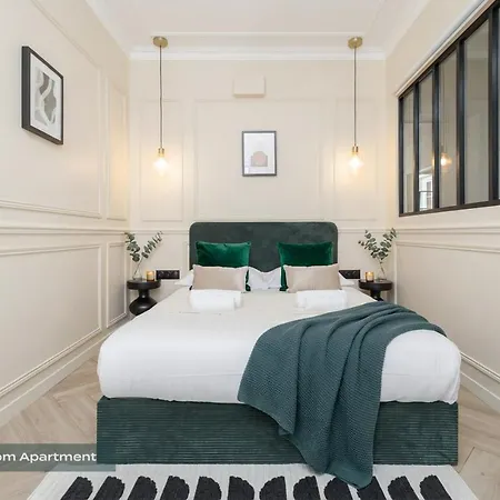 Poeticstay - Louvre Apartamento Paris