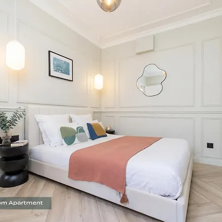 Poeticstay - Louvre Apartamento Paris