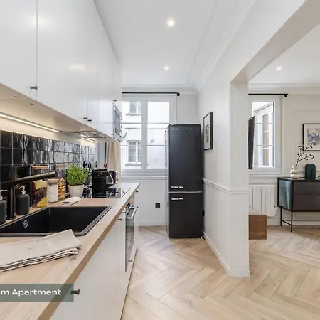 Poeticstay - Louvre Apartamento *