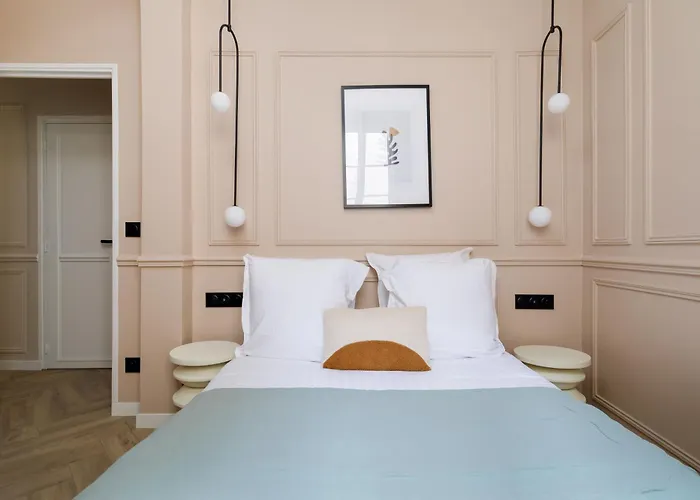 Poeticstay - Louvre