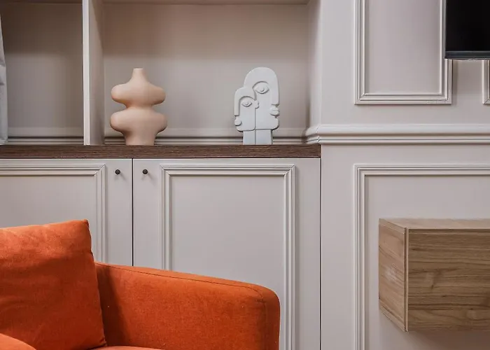 Апартаменты Poeticstay - Louvre Париж