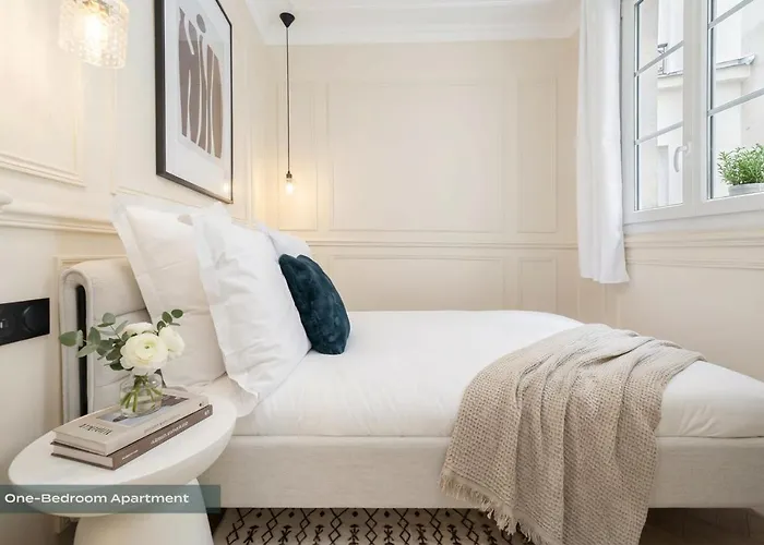 Poeticstay - Louvre *