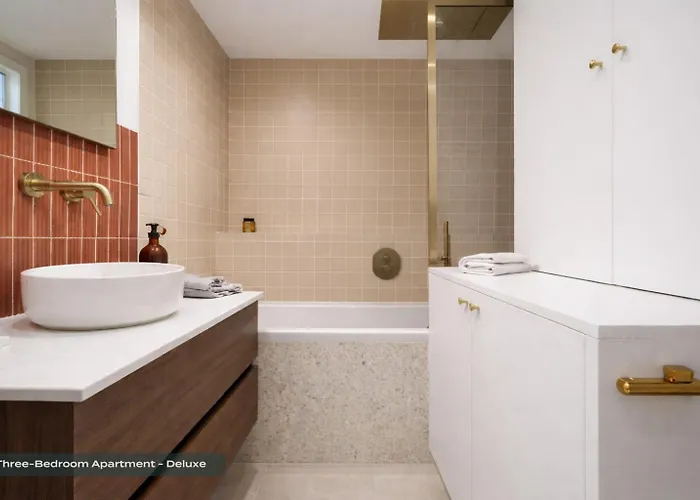 Poeticstay - Louvre Paris